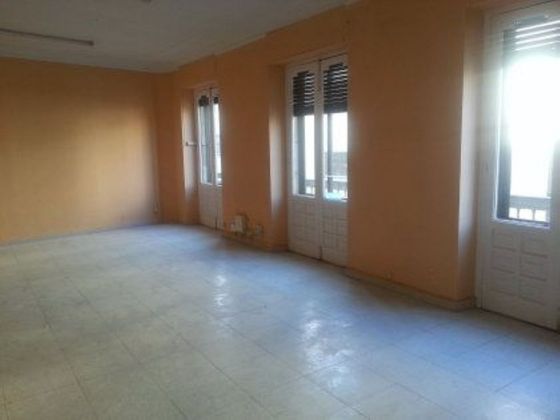 Foto 1 de Pis en venda a Centro - Salamanca de 7 habitacions amb balcó i calefacció
