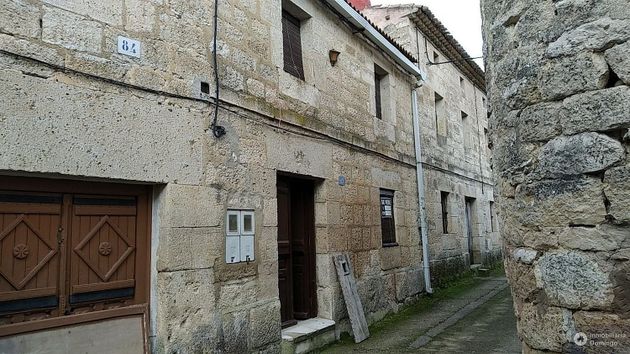Foto 1 de Casa rural en venda a Villaldemiro de 4 habitacions i 120 m²