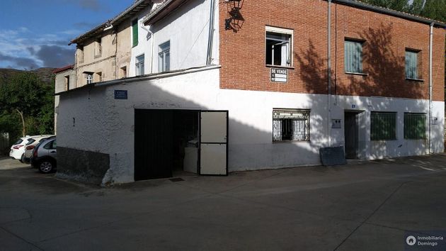 Foto 1 de Casa en venta en Alcocero de Mola de 3 habitaciones con garaje y jardín