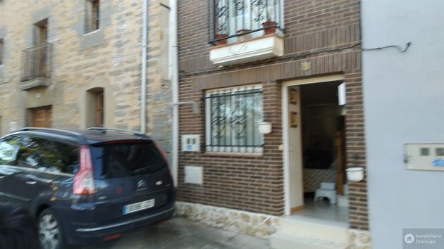 Foto 1 de Casa en venda a Bañuelos de Bureba de 4 habitacions i 140 m²