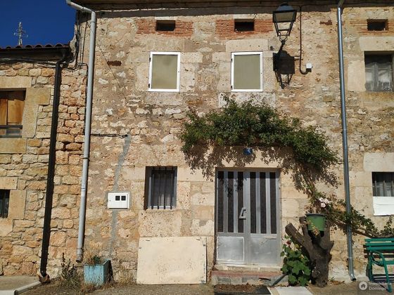 Foto 1 de Casa en venta en Villadiego de 4 habitaciones con jardín