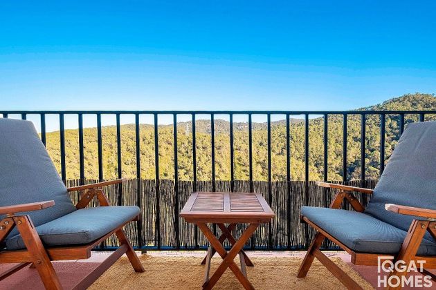Foto 2 de Àtic en venda a La Floresta - Les Planes de 3 habitacions amb terrassa i balcó