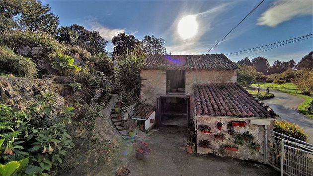 Foto 2 de Chalet en venta en Ribadesella de 3 habitaciones con terraza y jardín