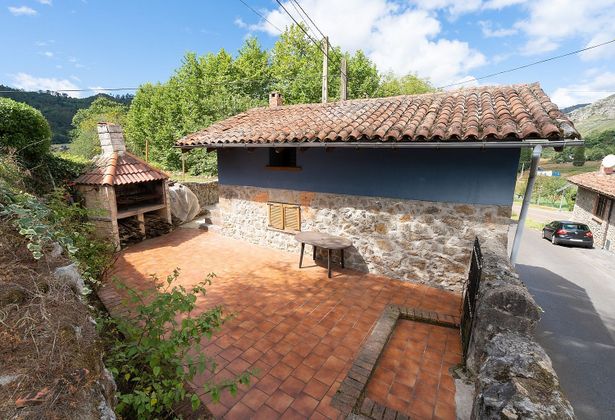 Foto 1 de Casa en venda a calle La Granda amb terrassa i jardí