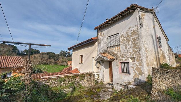 Foto 2 de Casa adossada en venda a Ribadesella de 1 habitació amb jardí