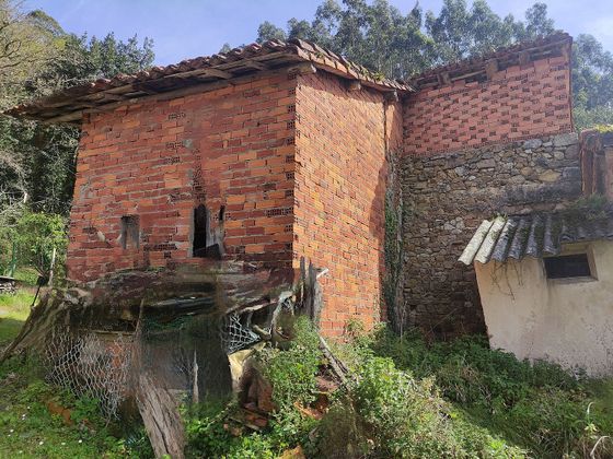 Foto 1 de Casa rural en venda a Ribadesella de 1 habitació i 180 m²