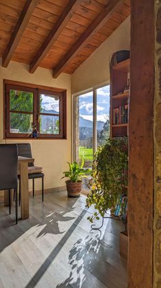 Foto 2 de Casa en venta en Ribadesella de 8 habitaciones con terraza y jardín
