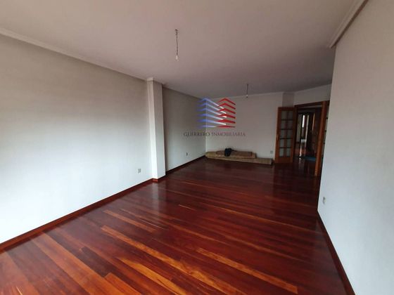 Foto 1 de Venta de piso en Centro - Ourense de 5 habitaciones con terraza y garaje
