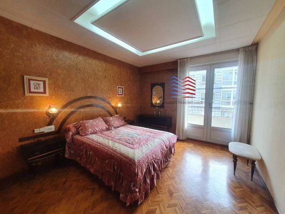 Foto 1 de Piso en venta en Casco Viejo de 3 habitaciones con garaje y balcón