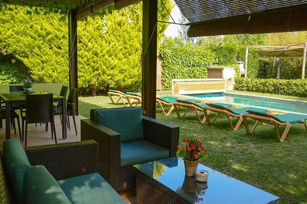 Foto 2 de Casa rural en venda a Tallada d´Empordà, La de 3 habitacions amb piscina i garatge