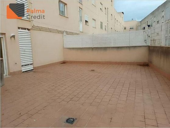Foto 1 de Pis en venda a calle Del Siurell de 1 habitació amb terrassa i balcó