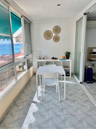 Foto 2 de Alquiler de piso en Albufereta de 3 habitaciones con terraza y muebles