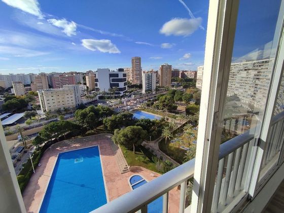 Foto 1 de Ático en venta en avenida Benidorm de 3 habitaciones con terraza y piscina