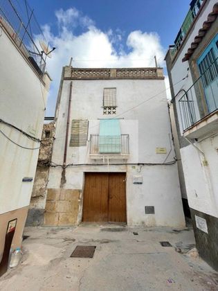 Foto 1 de Casa rural en venda a Centre - Tortosa de 5 habitacions amb terrassa i garatge
