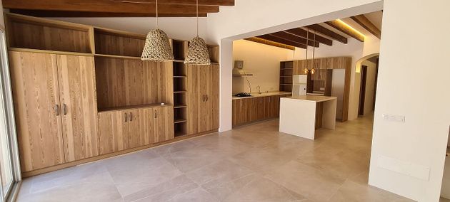 Foto 2 de Casa adossada en lloguer a Vilafranca de Bonany de 2 habitacions amb terrassa i garatge