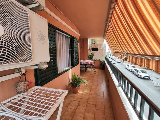 Foto 1 de Venta de piso en calle Pare Jeroni Boscana de 3 habitaciones con terraza y balcón