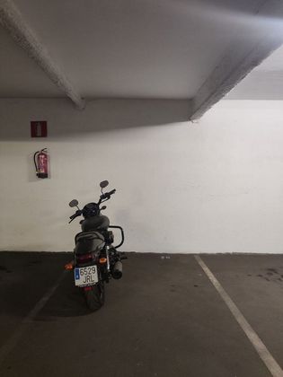 Foto 1 de Garatge en lloguer a calle De Bertran de 7 m²