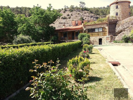 Foto 2 de Casa rural en venda a Valdetórtola de 5 habitacions amb terrassa i piscina