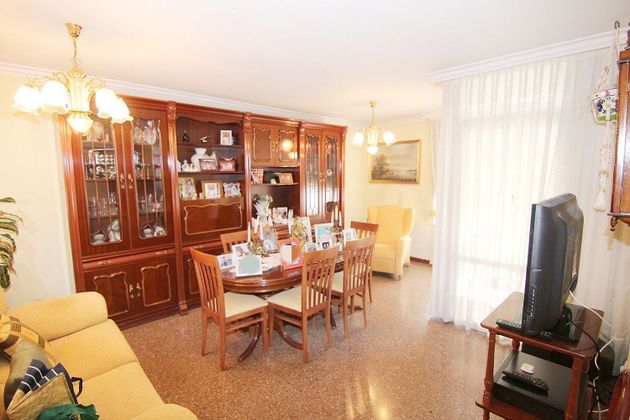 Foto 1 de Pis en venda a Pradolongo de 3 habitacions amb terrassa i garatge