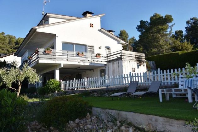 Foto 2 de Casa en venda a Corbera de Llobregat de 3 habitacions amb terrassa i calefacció