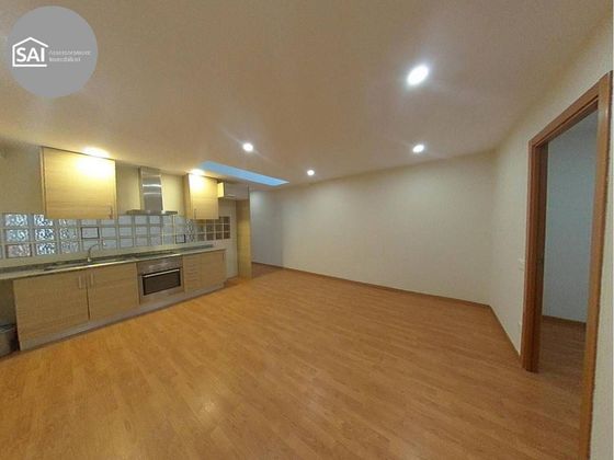 Foto 1 de Pis en venda a Centre - Badalona de 3 habitacions amb terrassa i aire acondicionat