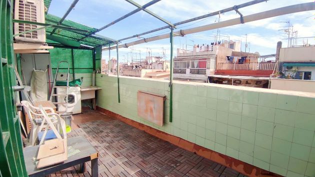 Foto 1 de Ático en venta en La Florida de 2 habitaciones con terraza y aire acondicionado