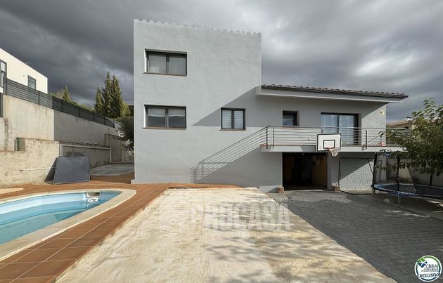 Foto 2 de Xalet en venda a Vilajüiga de 3 habitacions amb terrassa i piscina