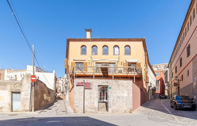 Foto 1 de Local en venda a Castelló d'Empúries poble amb terrassa i aire acondicionat