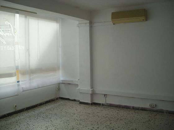 Foto 1 de Oficina en lloguer a calle Augusto amb aire acondicionat