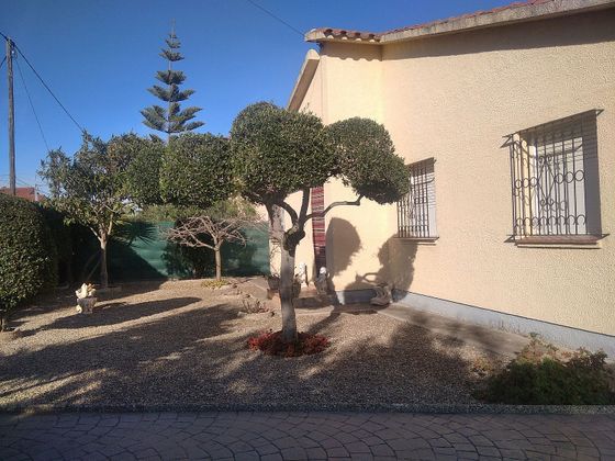 Foto 1 de Chalet en venta en calle Urbparadis de 3 habitaciones con terraza y piscina