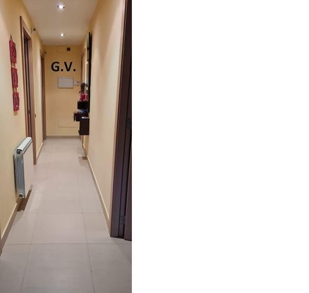 Foto 2 de Venta de piso en Viladecavalls de 3 habitaciones con garaje y aire acondicionado