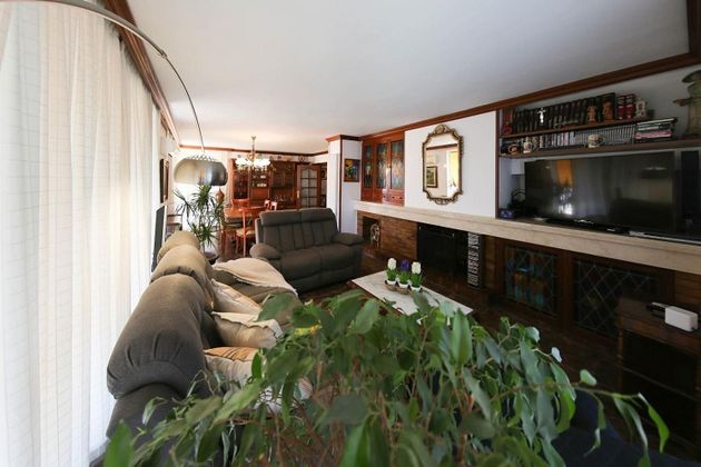 Foto 2 de Piso en venta en Barenys de 5 habitaciones con terraza y garaje