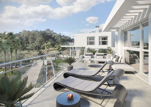Foto 2 de Pis en venda a Benahavís de 2 habitacions amb terrassa i piscina