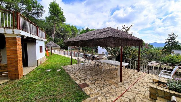 Foto 1 de Casa en venda a Corbera de Llobregat de 5 habitacions amb terrassa i piscina