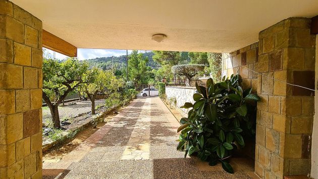 Foto 2 de Casa en venda a Corbera de Llobregat de 5 habitacions amb terrassa i piscina