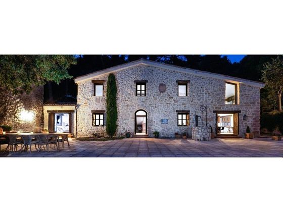 Foto 2 de Casa en venda a Llacuna, La de 10 habitacions amb terrassa i piscina