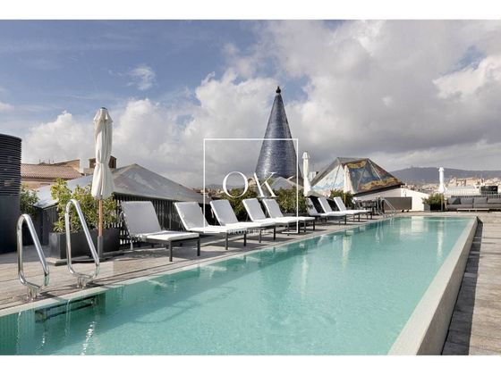 Foto 2 de Pis en lloguer a La Dreta de l'Eixample de 3 habitacions amb terrassa i piscina