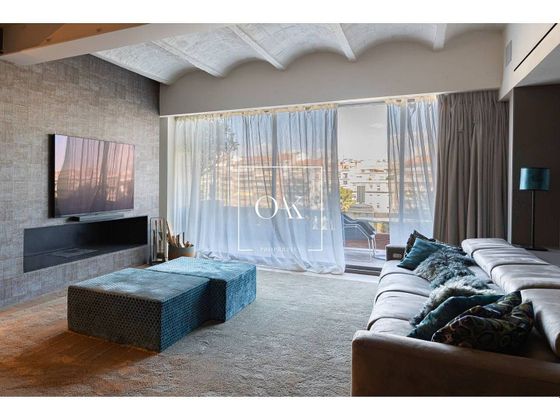 Foto 2 de Ático en alquiler en Sant Gervasi - Galvany de 3 habitaciones con terraza y jardín