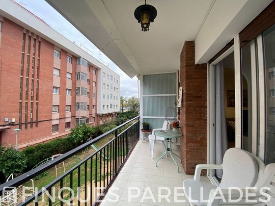 Foto 2 de Piso en venta en Els Molins - La Devesa - El Poble-sec de 2 habitaciones con terraza y jardín