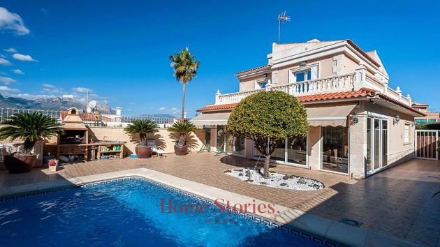 Foto 1 de Chalet en venta en Rincón de Loix de 4 habitaciones con terraza y piscina
