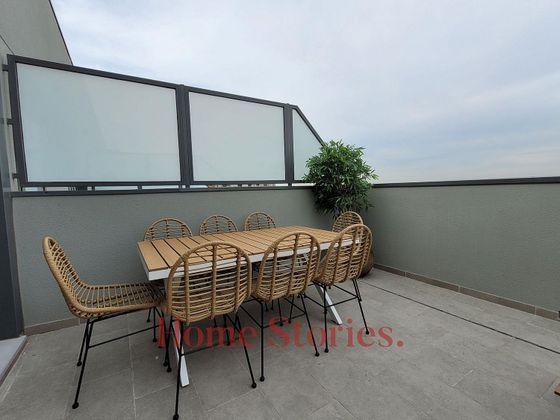 Foto 2 de Àtic en venda a Torrefiel de 3 habitacions amb terrassa i garatge