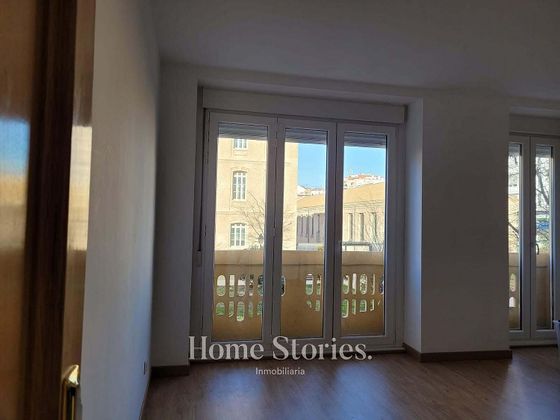 Foto 2 de Alquiler de piso en Mestalla de 3 habitaciones con balcón y aire acondicionado