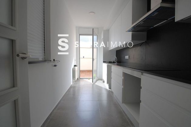 Foto 1 de Casa en venta en Sant Cugat Sesgarrigues de 4 habitaciones con terraza y garaje