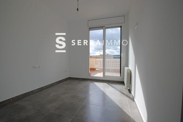 Foto 2 de Casa en venta en Sant Cugat Sesgarrigues de 4 habitaciones con terraza y garaje