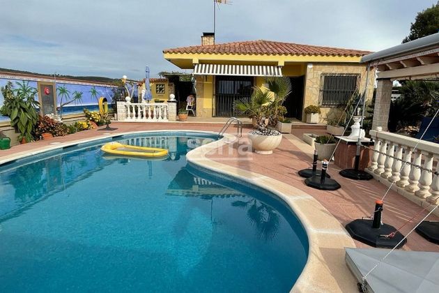 Foto 2 de Casa en venta en Sant Quintí de Mediona de 4 habitaciones con terraza y piscina