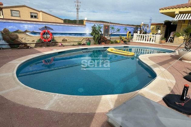 Foto 1 de Casa en venta en Sant Quintí de Mediona de 4 habitaciones con terraza y piscina