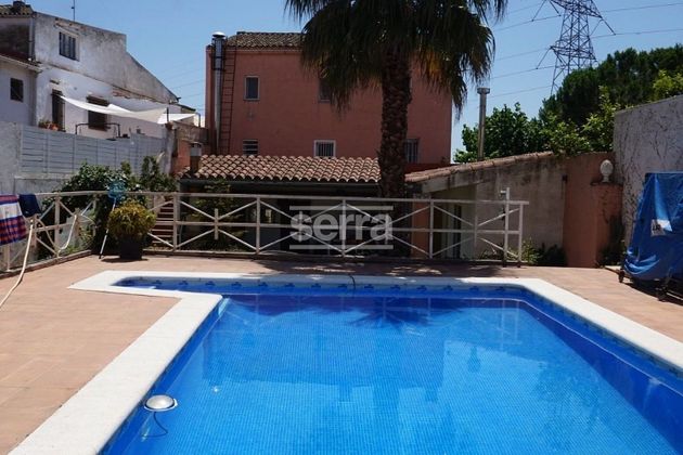 Foto 1 de Casa en venda a Sant Cugat Sesgarrigues de 9 habitacions amb terrassa i piscina