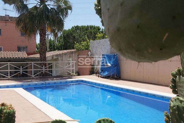 Foto 2 de Casa en venta en Sant Cugat Sesgarrigues de 9 habitaciones con terraza y piscina