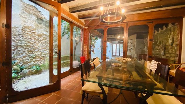 Foto 2 de Casa en venda a Morella de 9 habitacions amb terrassa i garatge
