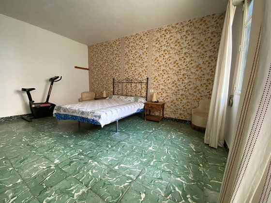 Foto 1 de Casa adosada en venta en Centro - Villarreal de 4 habitaciones con terraza y balcón